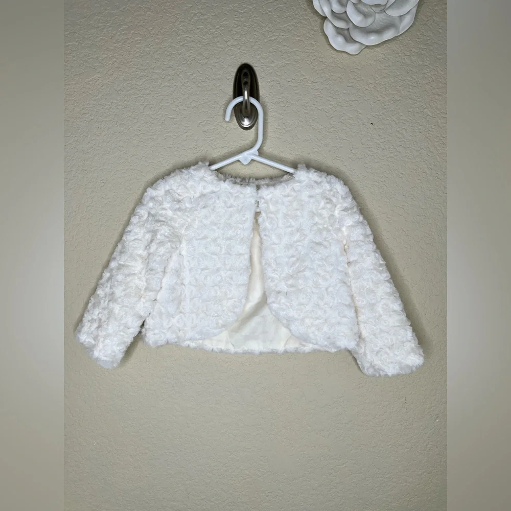 NTM: Gymboree Baby Girl Rosette Faux Fur Bolero Cream Special Occasion 12-24M
